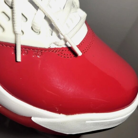 Air Jordan Maxin 200 White Gym Red sz 9 (Factory Defect) main image 4